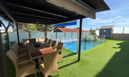 Resale - Villa - Orihuela Costa