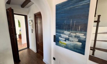 Resale - Villa - Orihuela Costa