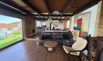 Resale - Villa - Orihuela Costa