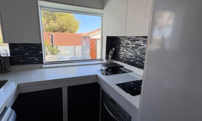 Resale - Villa - Orihuela Costa