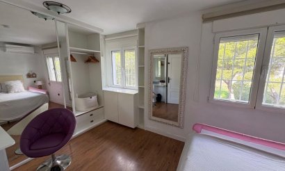 Resale - Villa - Orihuela Costa