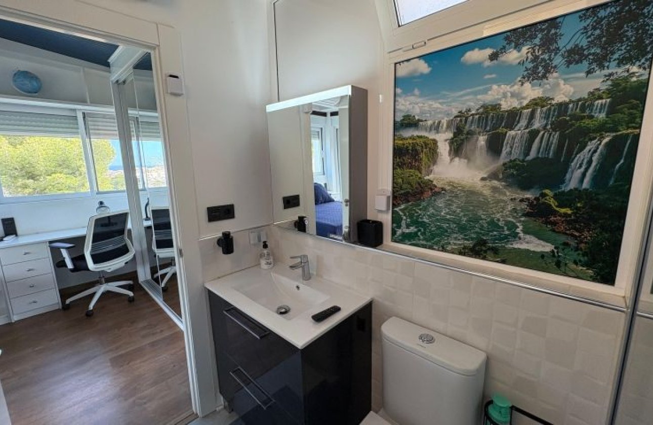 Resale - Villa - Orihuela Costa