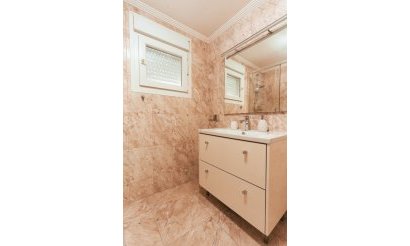 Reventa - Villa / Semi detached - Torrevieja - Los Balcones