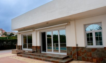 Resale - Villa - Cartagena - La Manga del Mar Menor