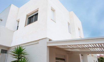 Resale - Villa - Cartagena - La Manga del Mar Menor