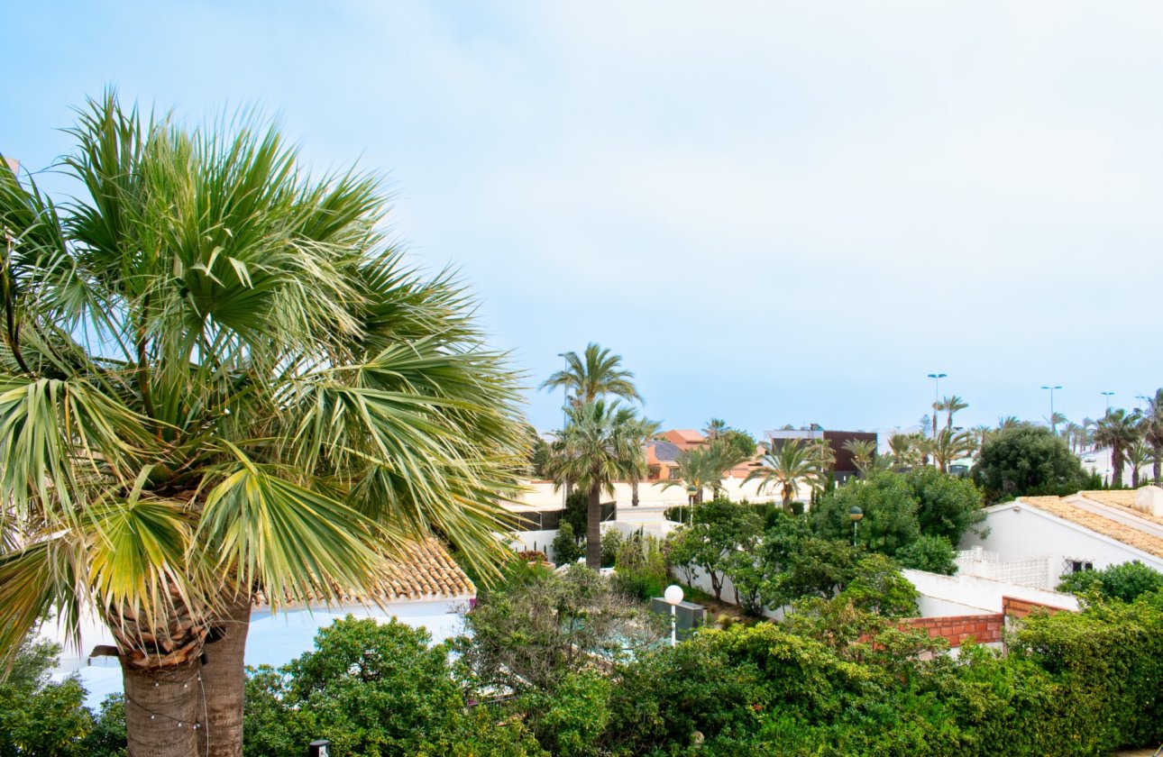 Resale - Villa - Cartagena - La Manga del Mar Menor