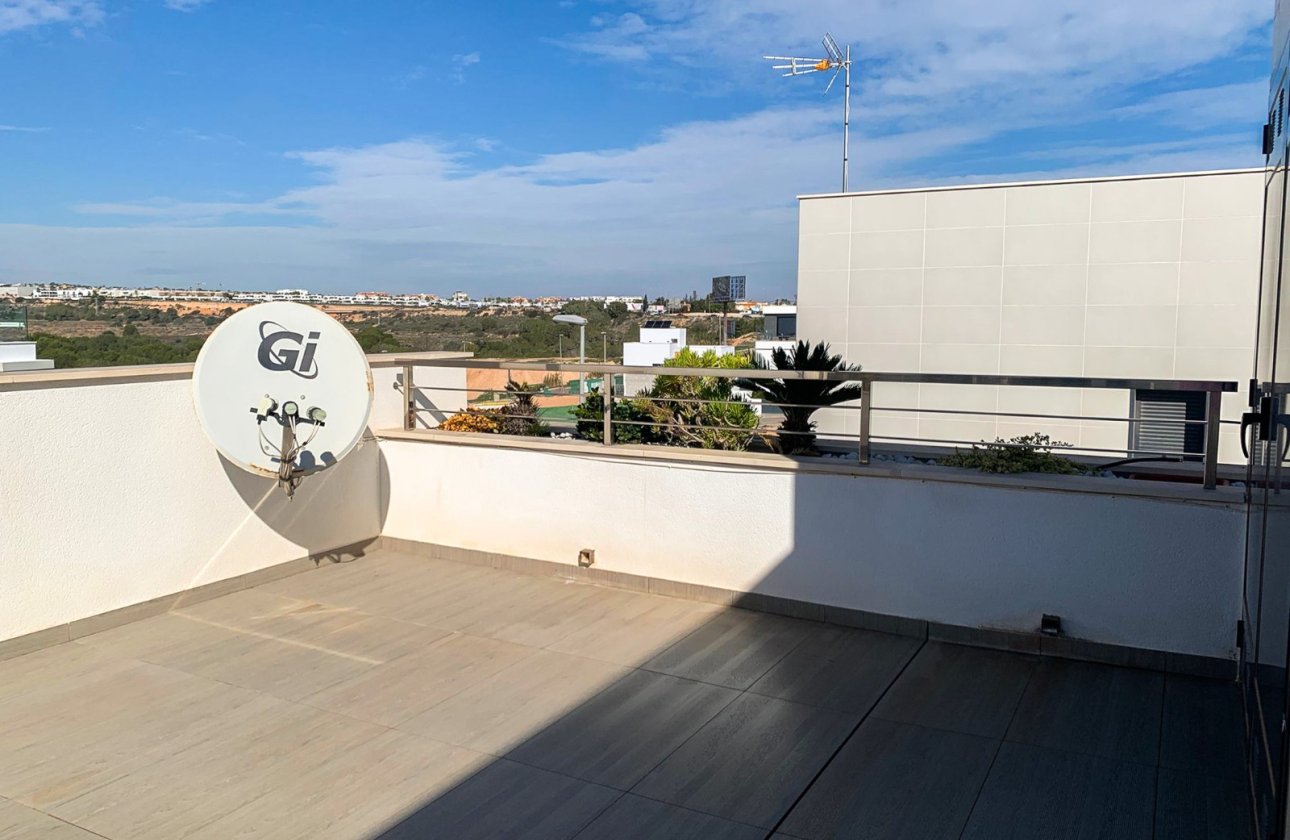 Revente - Villa - Orihuela Costa - Campoamor