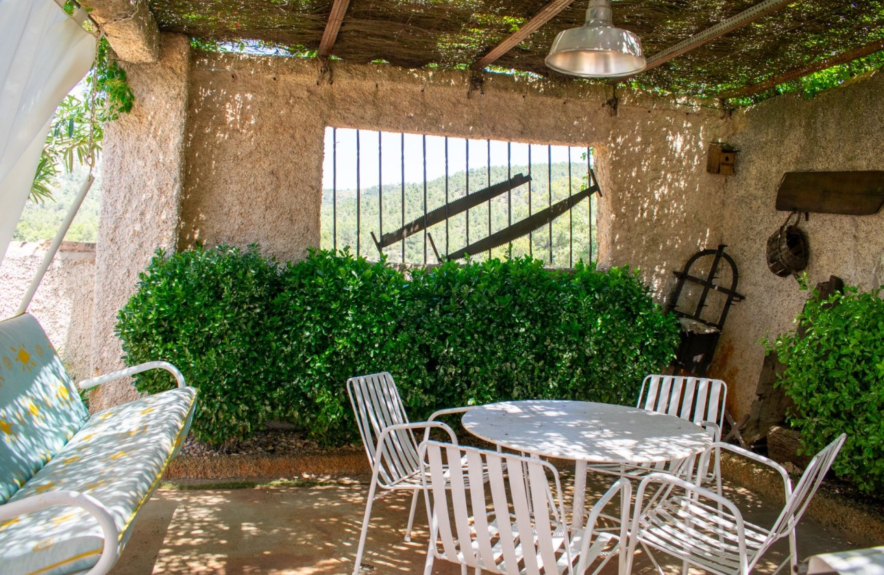 Resale - Villa - Onil