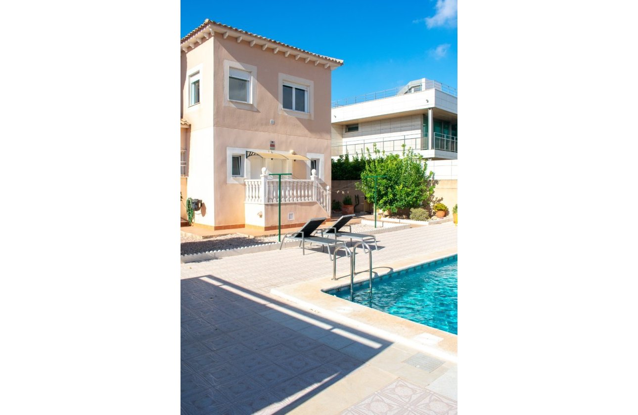 Reventa - Villa - Orihuela Costa - La Zenia