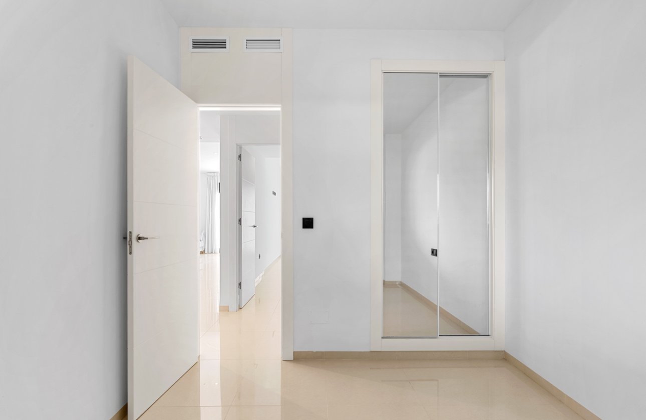 Reventa - Apartamento / piso - Guardamar del Segura