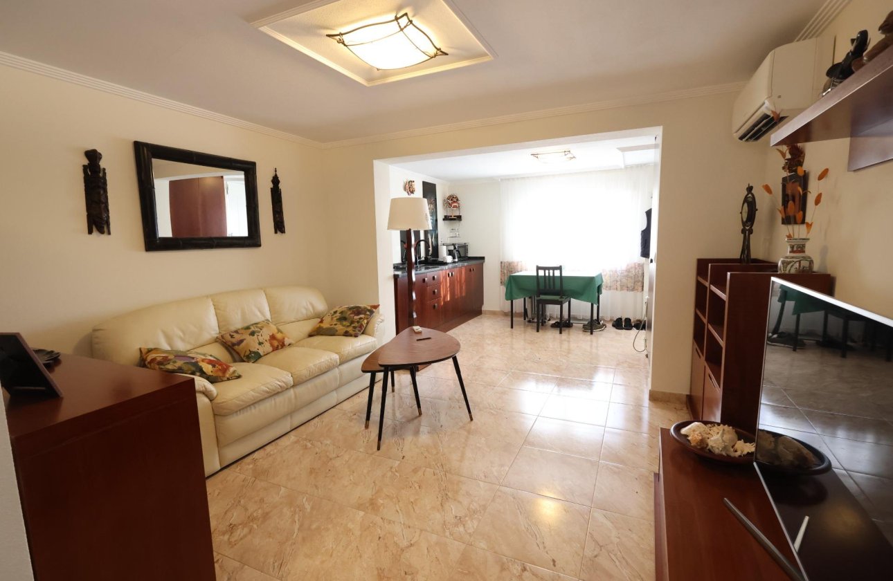 Resale - Villa - Torrevieja - Los Balcones - Los Altos del Edén