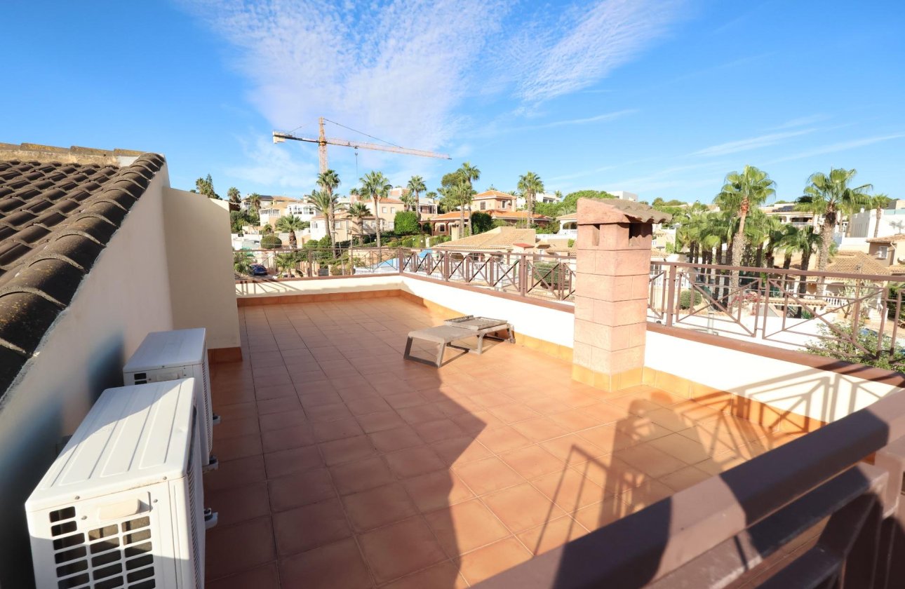 Resale - Villa - Torrevieja - Los Balcones - Los Altos del Edén