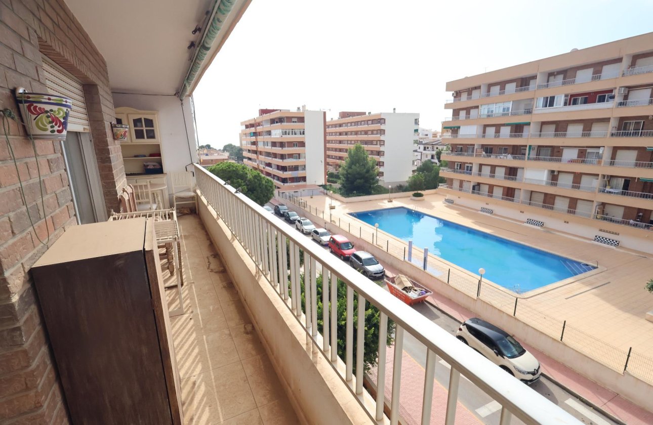 Resale - Apartment / flat - Torrevieja - Punta prima