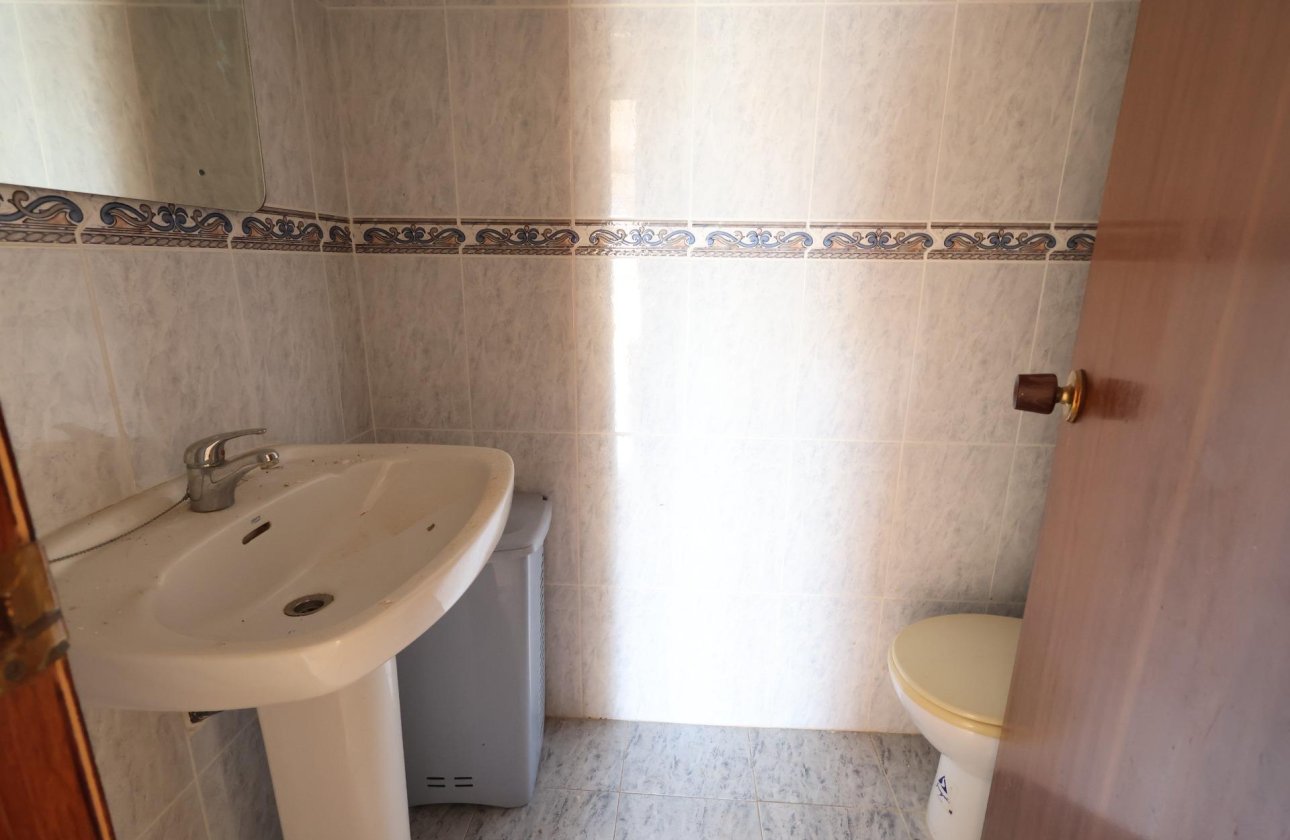 Resale - Apartment / flat - Torrevieja - Punta prima