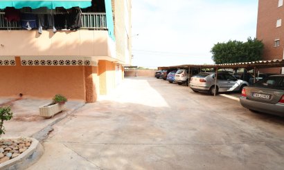 Resale - Apartment / flat - Torrevieja - Punta prima