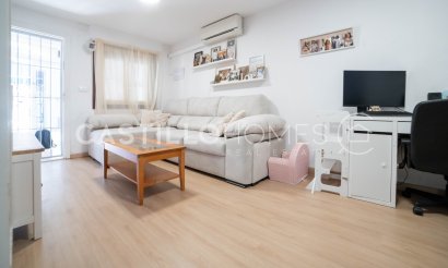 Resale - Townhouse - Torrevieja - El Chaparral