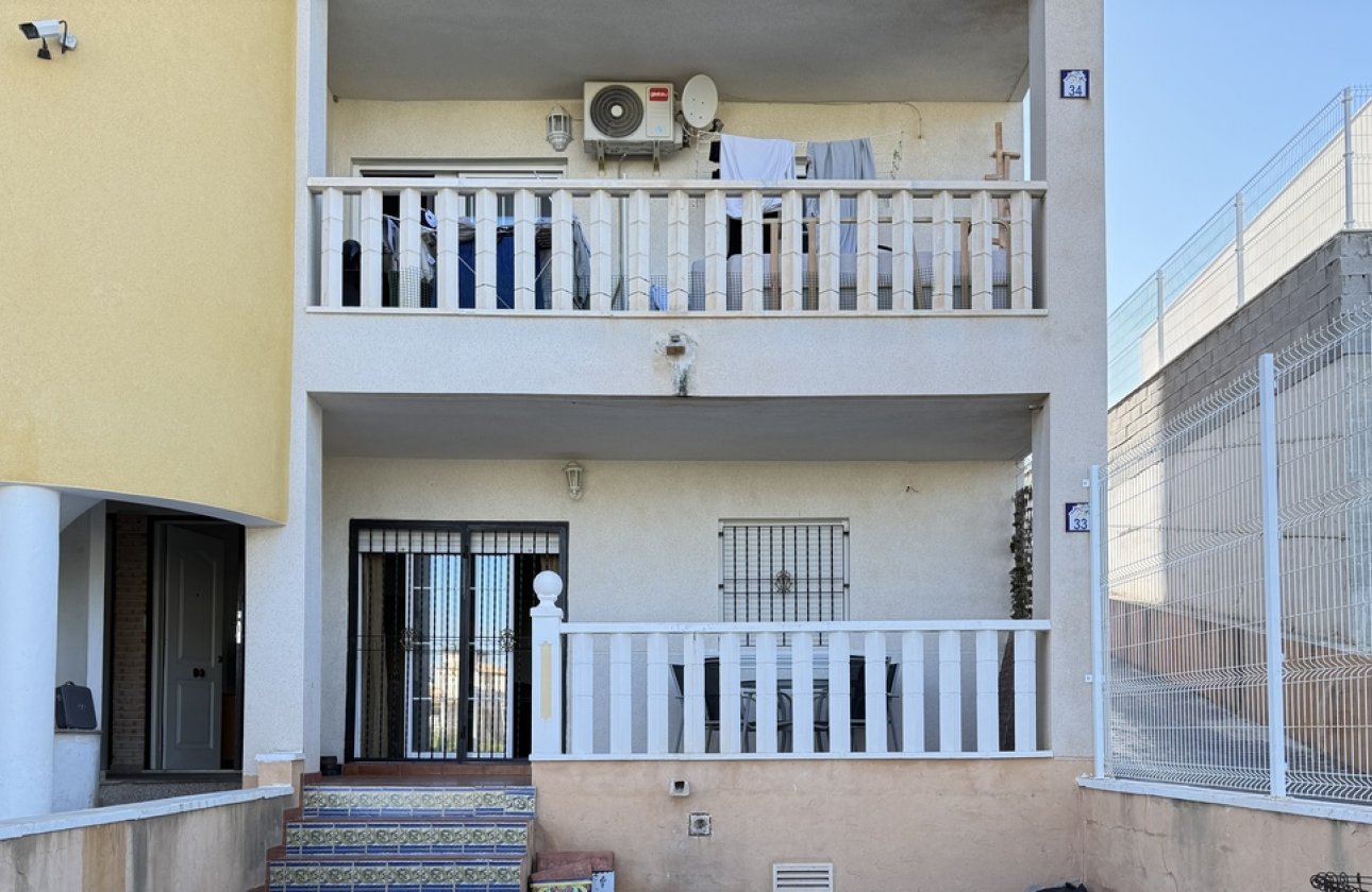 Resale - Apartment / flat - Cabo Roig