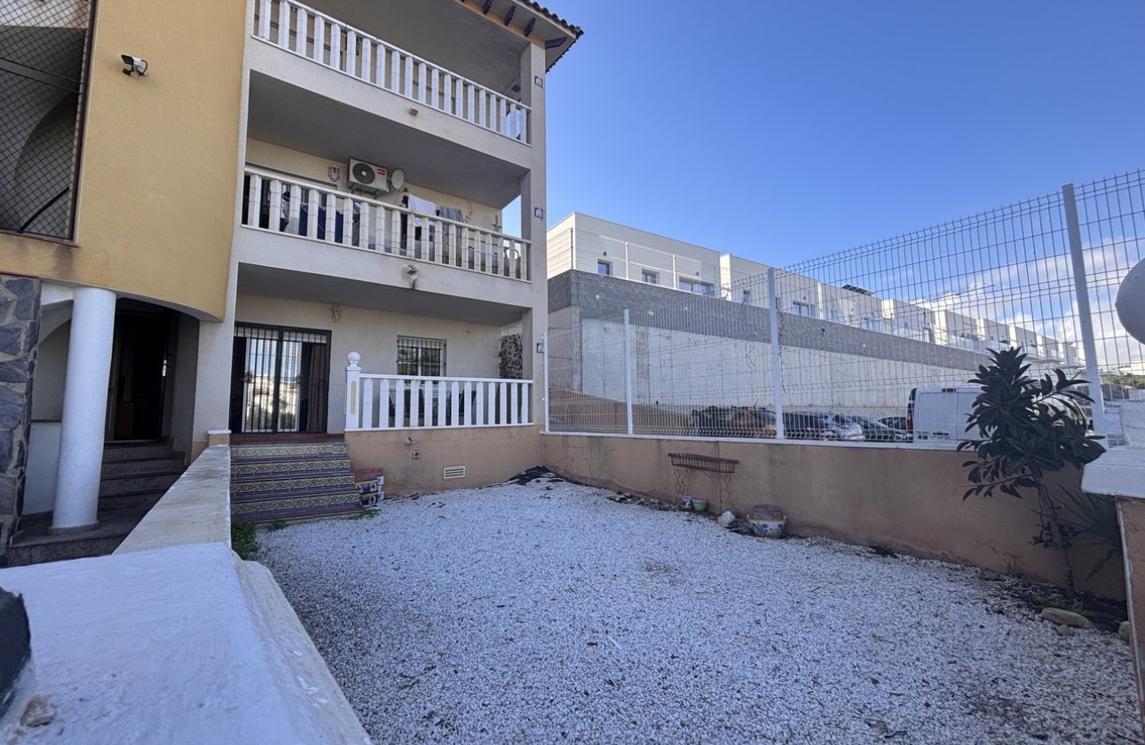 Resale - Apartment / flat - Cabo Roig
