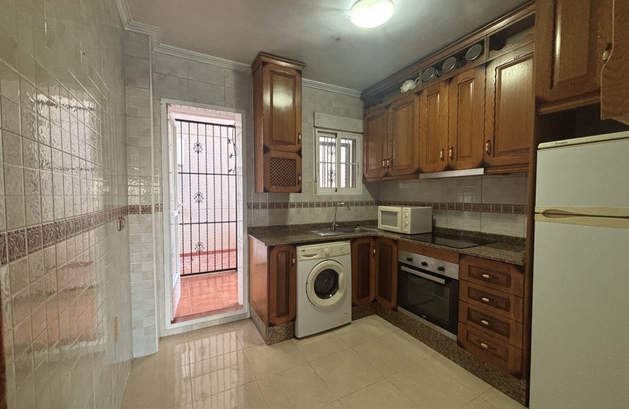 Resale - Apartment / flat - Cabo Roig