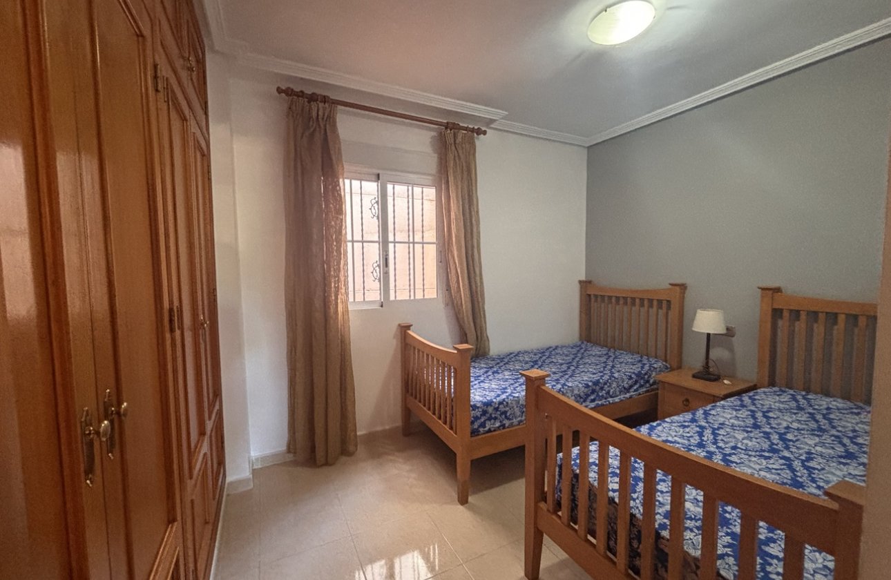 Resale - Apartment / flat - Cabo Roig