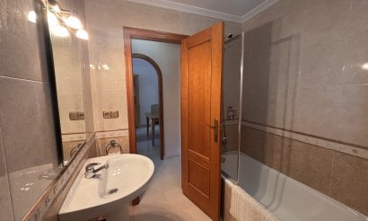 Resale - Apartment / flat - Cabo Roig