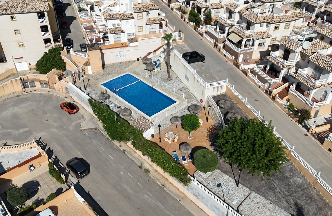 Resale - Apartment / flat - Cabo Roig
