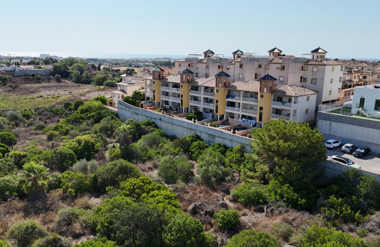 Resale - Apartment / flat - Cabo Roig