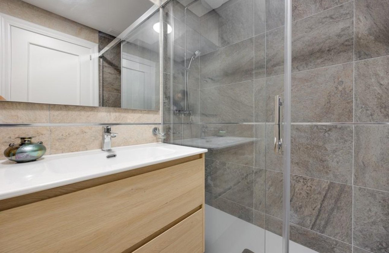 Resale - Apartment / flat - Orihuela Costa - Campoamor