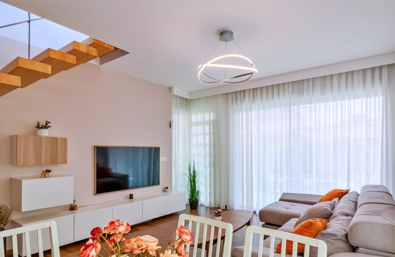 Resale - Villa - Pilar de la Horadada - Pueblo Latino