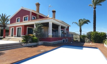 Resale - Villa - Algorfa
