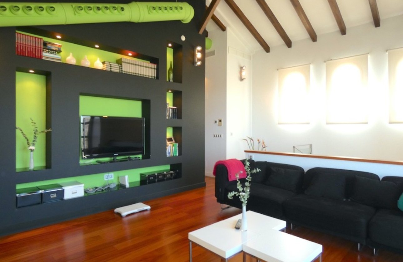 Resale - Villa - Algorfa