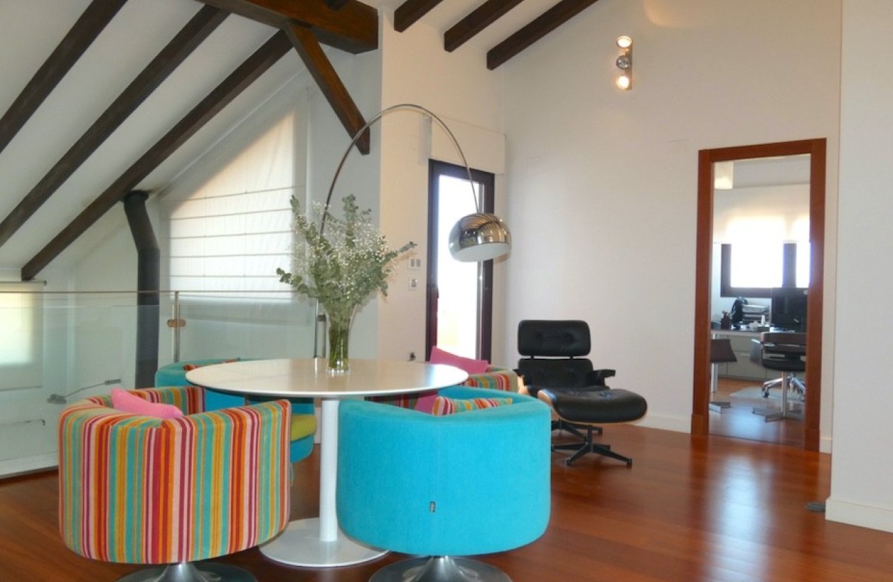 Resale - Villa - Algorfa