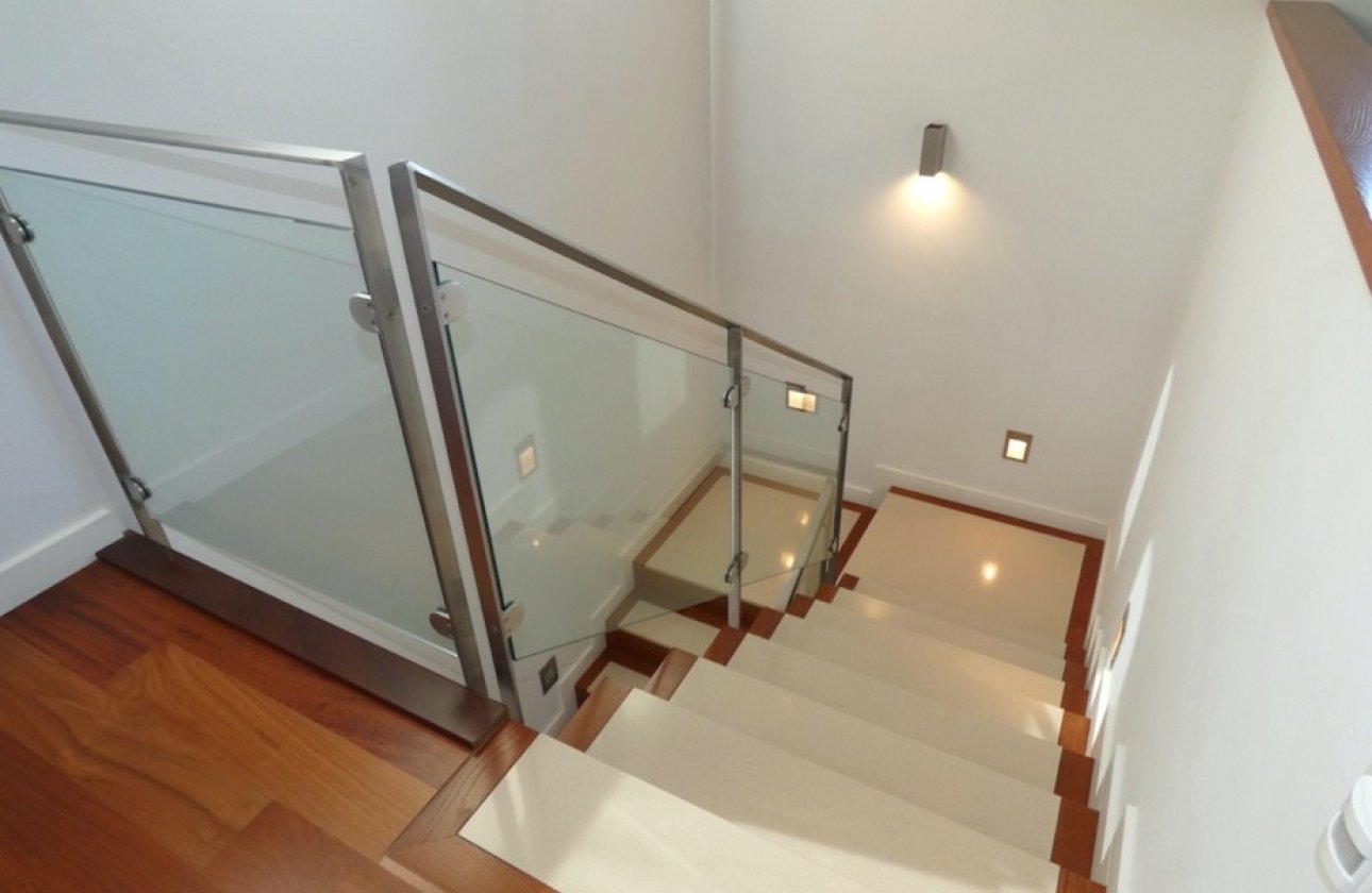 Resale - Villa - Algorfa