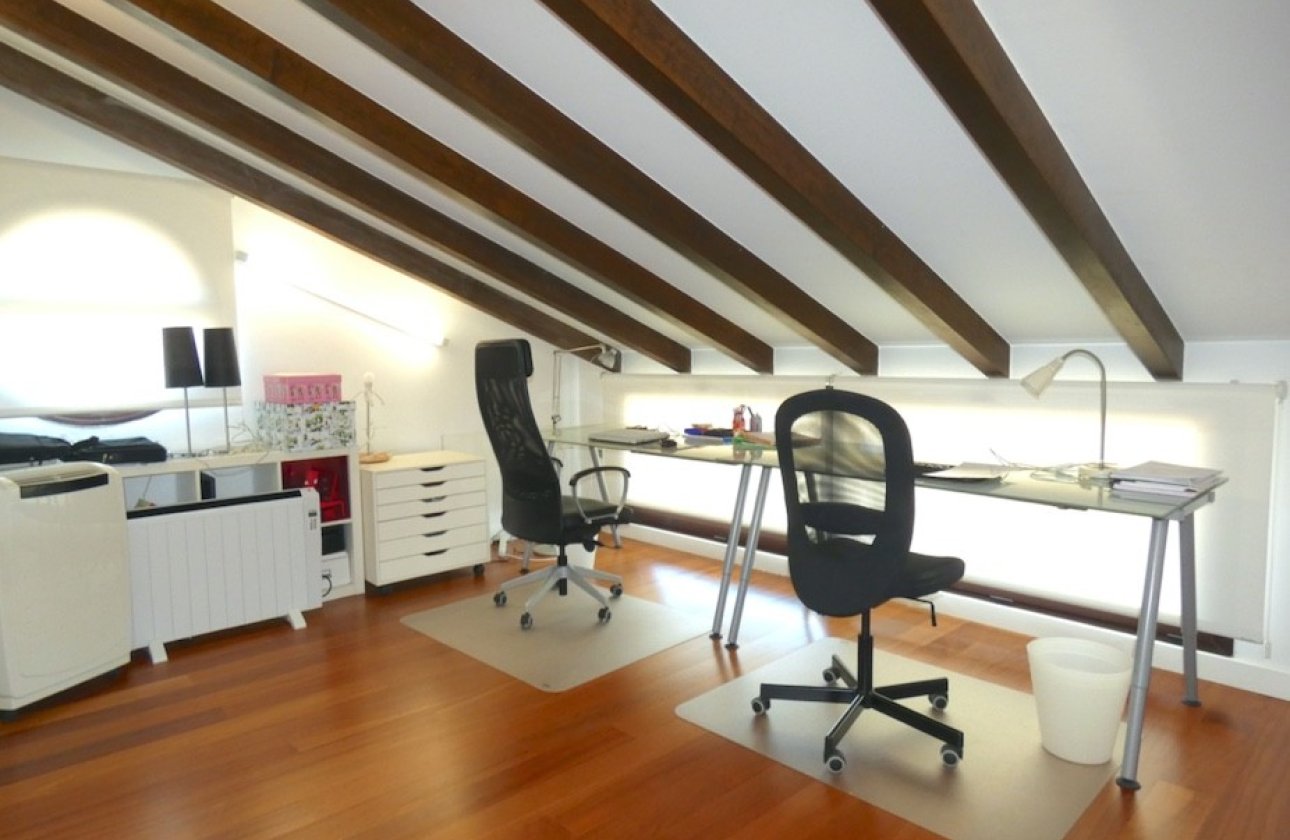 Resale - Villa - Algorfa