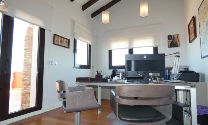 Resale - Villa - Algorfa