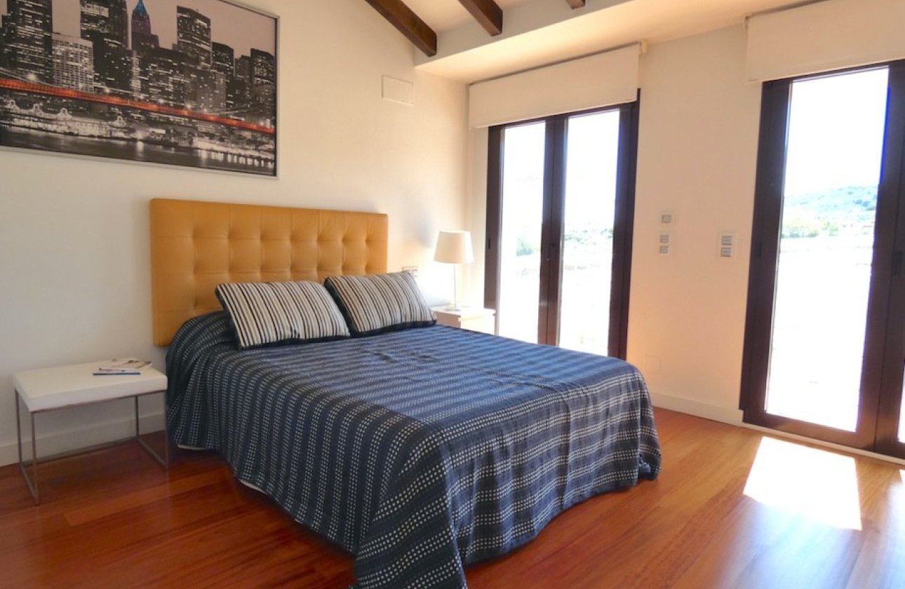 Resale - Villa - Algorfa