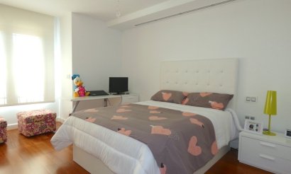 Resale - Villa - Algorfa