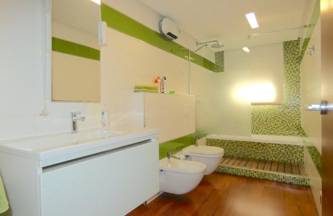 Resale - Villa - Algorfa