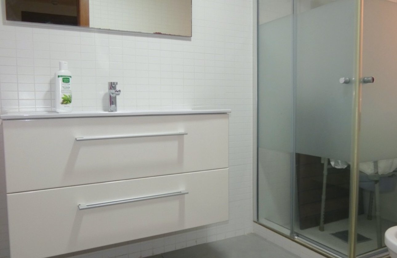 Resale - Villa - Algorfa