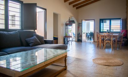 Resale - Villa - Guardamar del Segura - El Raso