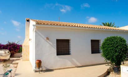 Resale - Villa - Guardamar del Segura - El Raso