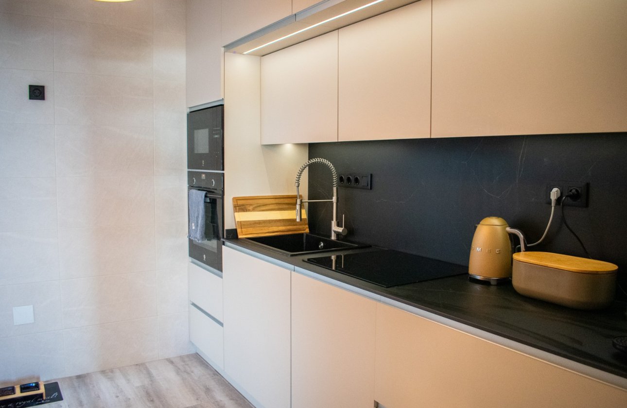 Resale - Villa - Torrevieja - Los Balcones