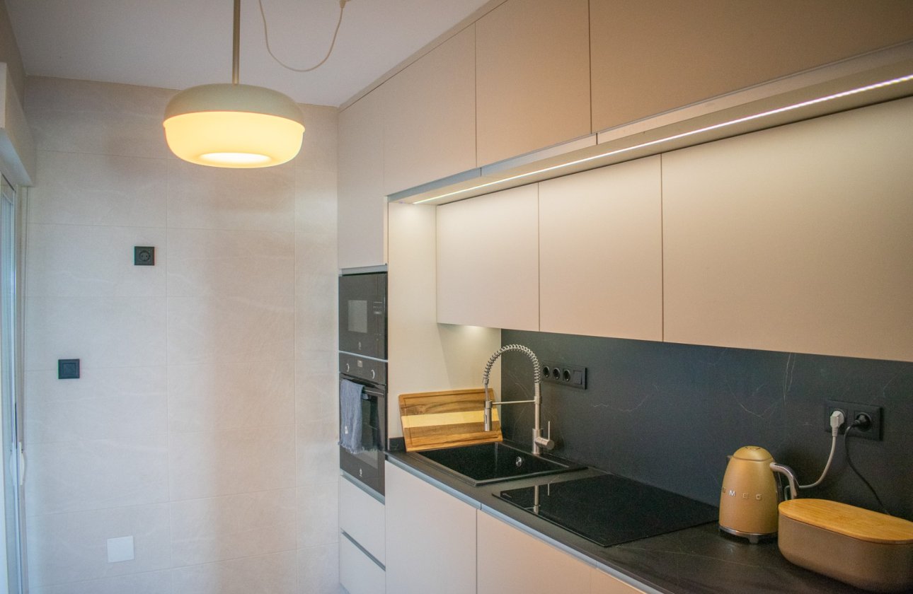 Resale - Villa - Torrevieja - Los Balcones