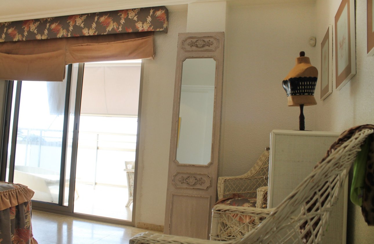 Resale - Apartment / flat - Santa Pola