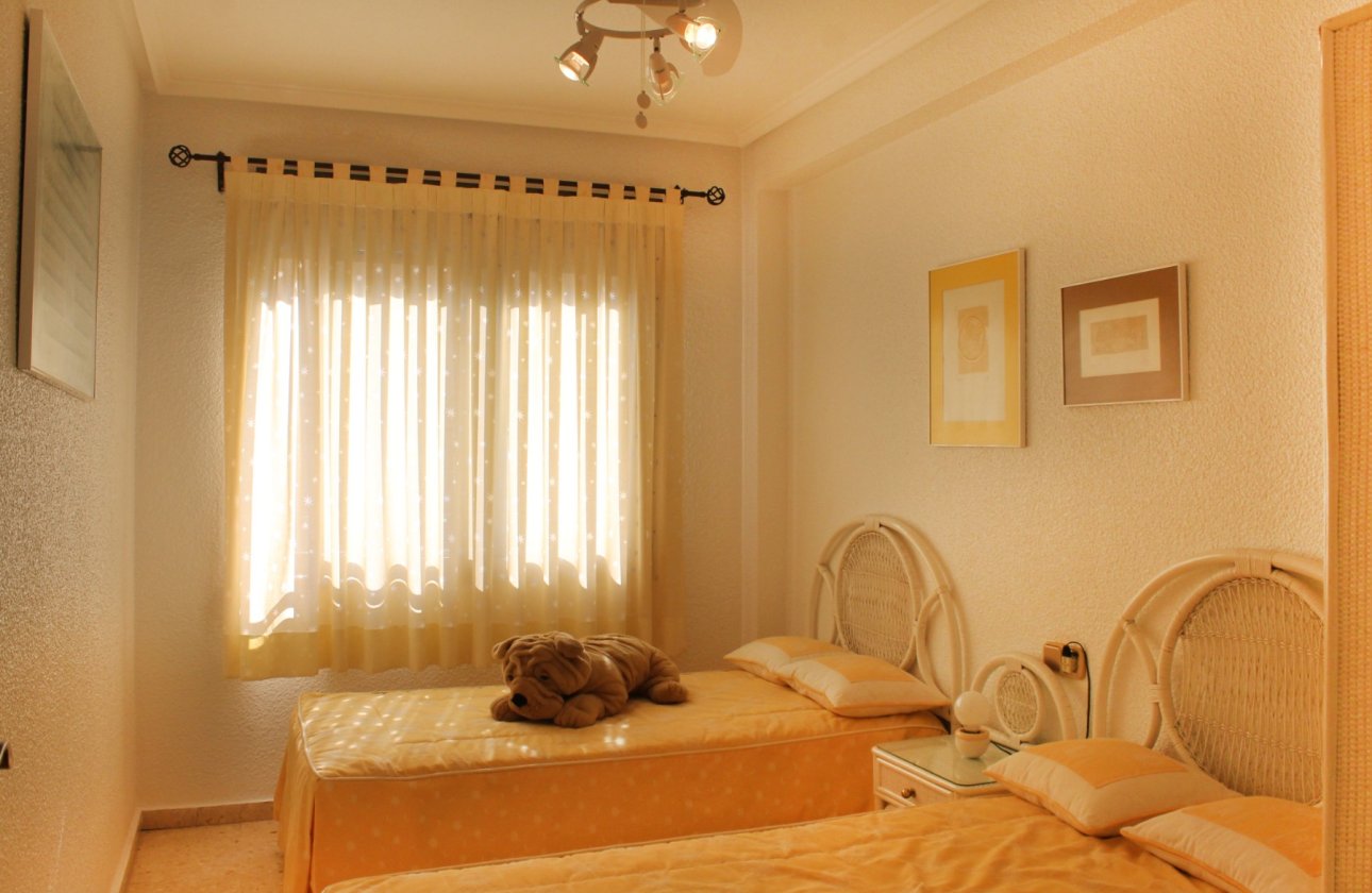 Resale - Apartment / flat - Santa Pola