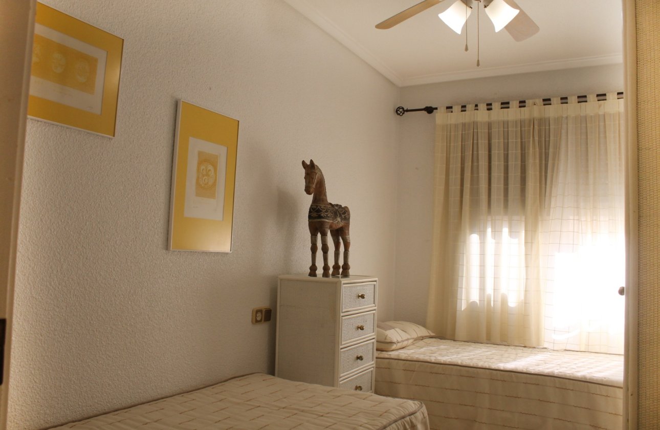 Resale - Apartment / flat - Santa Pola