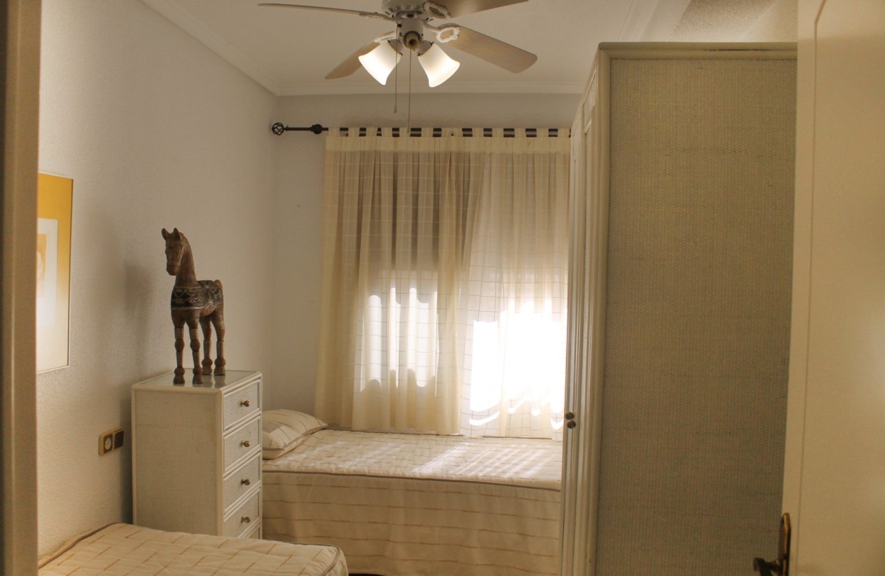 Resale - Apartment / flat - Santa Pola
