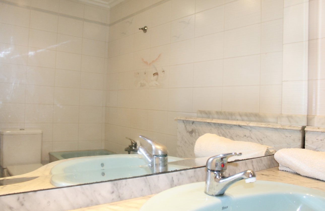 Resale - Apartment / flat - Santa Pola