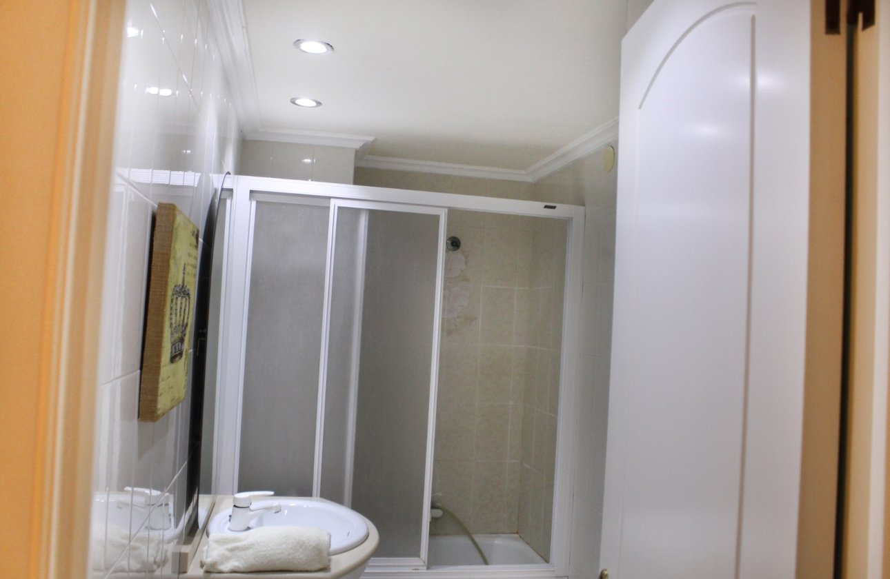 Resale - Apartment / flat - Santa Pola