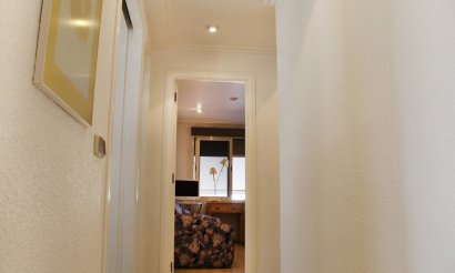 Resale - Apartment / flat - Santa Pola